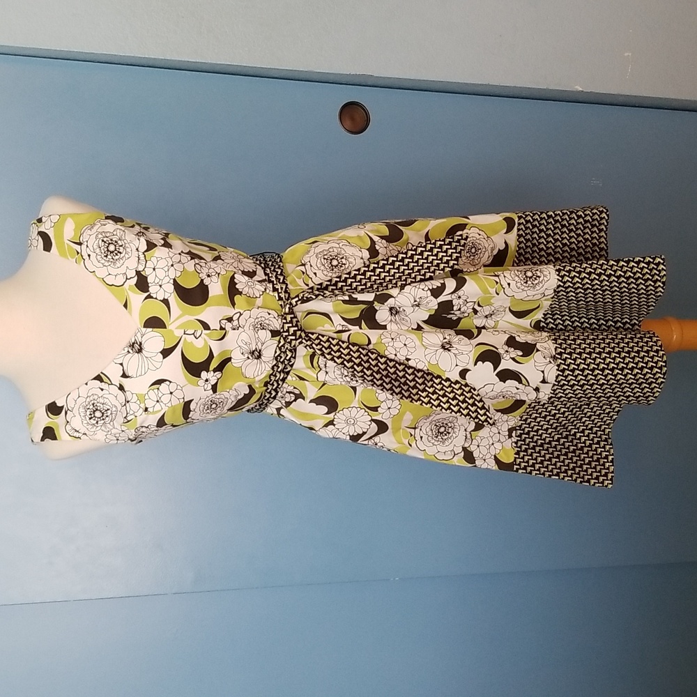 Kim Rogers Signature Petite Dress Size 4P Sleeveless Floral Sundress
